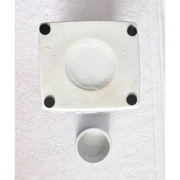 Chinoiserie Square Ginger Jar Small Blue White Floral Ceramic Lidded 4.5 x 4 x 7 - Picture 7 of 9